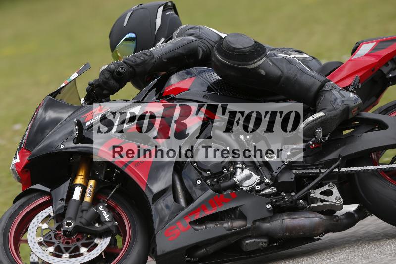 /22 06.06.2025 DISCOVER the BIKE ADR/Race 3 rot/34